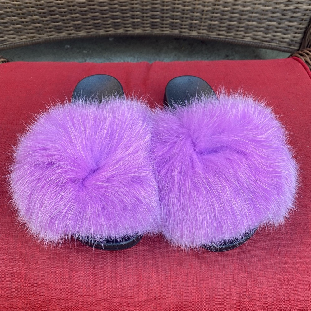 Lavender Faux Fur slides